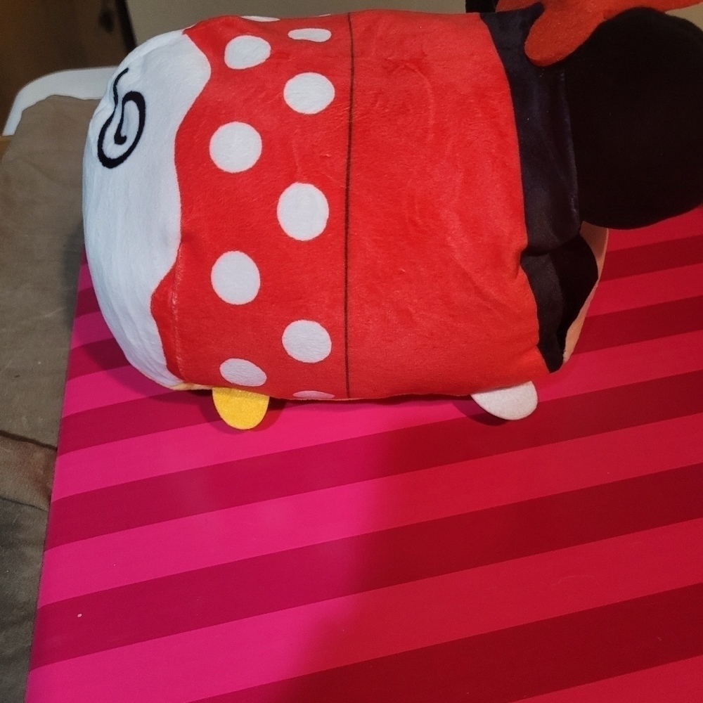 Disney Minnie Mouse Squishy Plush Tsum Tsum - Picture 2 of 4